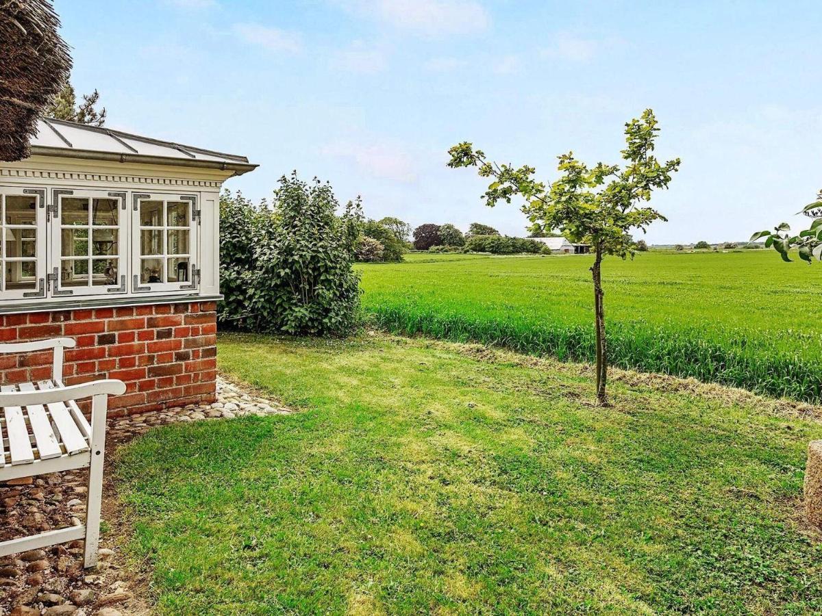 4 Person Holiday Home In T Nder Tønder Екстериор снимка