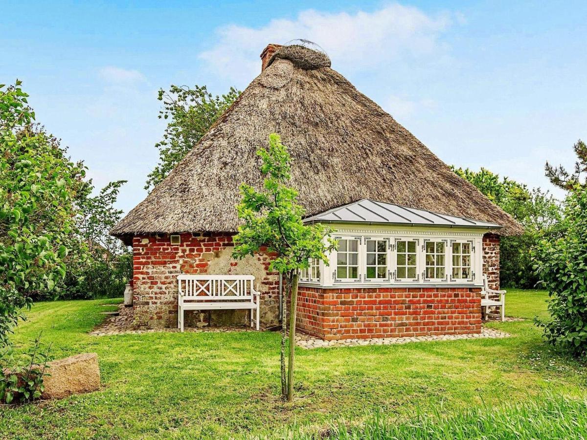 4 Person Holiday Home In T Nder Tønder Екстериор снимка