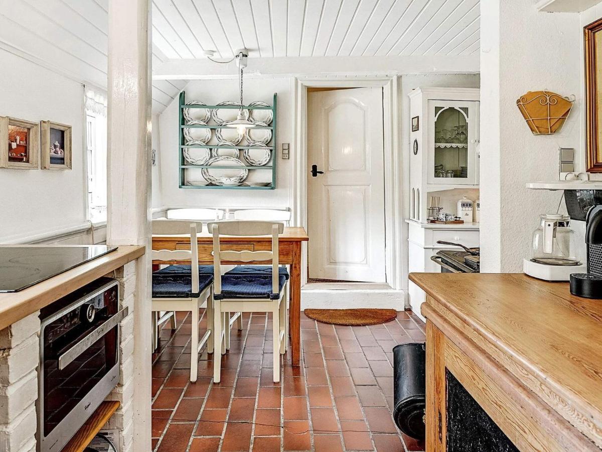 4 Person Holiday Home In T Nder Tønder Екстериор снимка